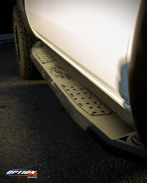 V1 SIDE STEPS HOLDEN COLORADO RG (20162020) OPTION 4WD