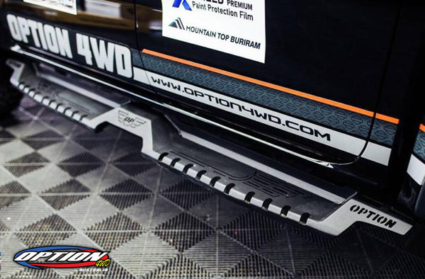 V2 SIDE STEPS - FORD RANGER NEXT GEN (MY22+) – OPTION 4WD
