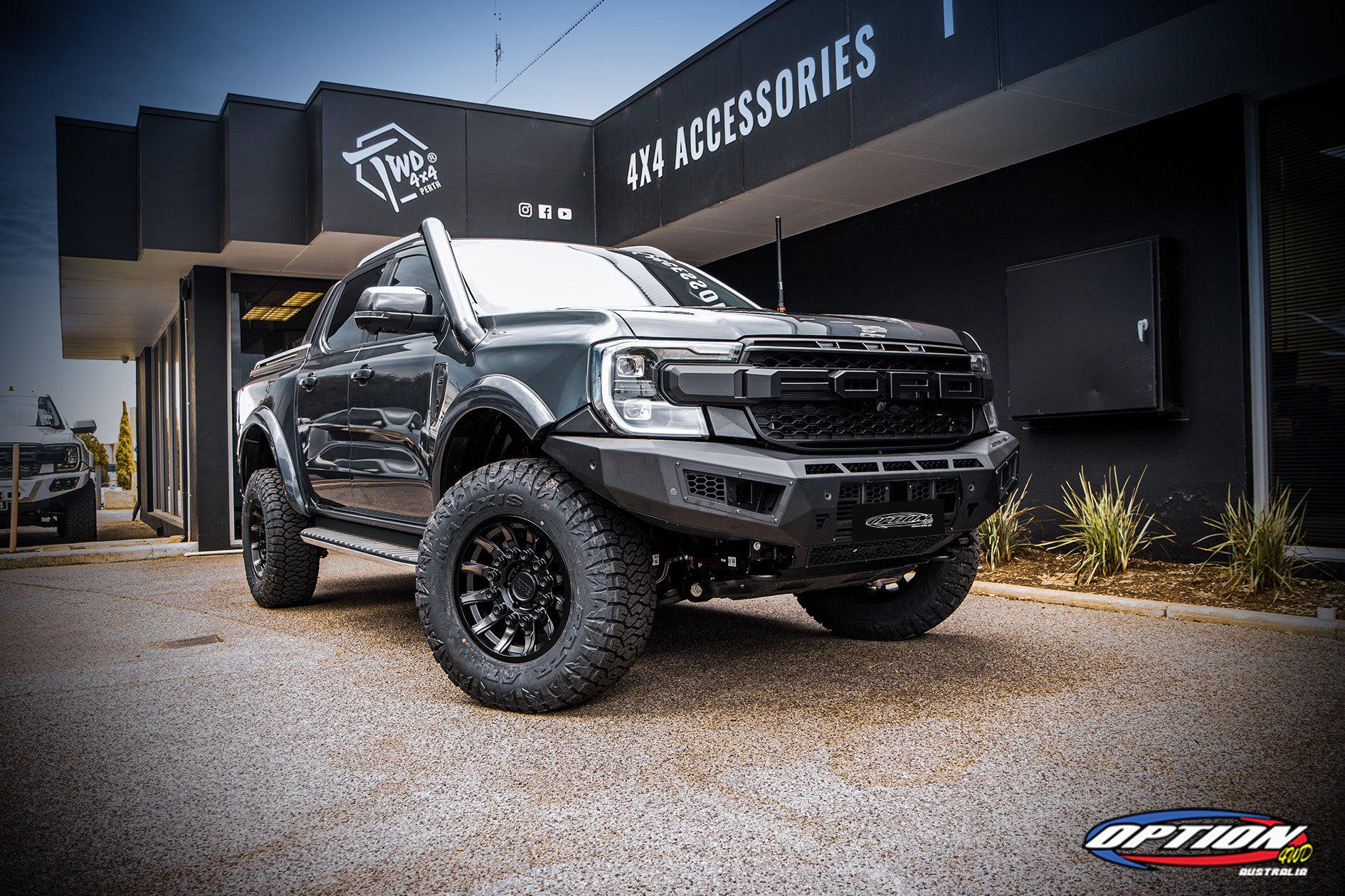 V1 BULL BAR - FORD RANGER NEXT GEN (MY22+) – OPTION 4WD